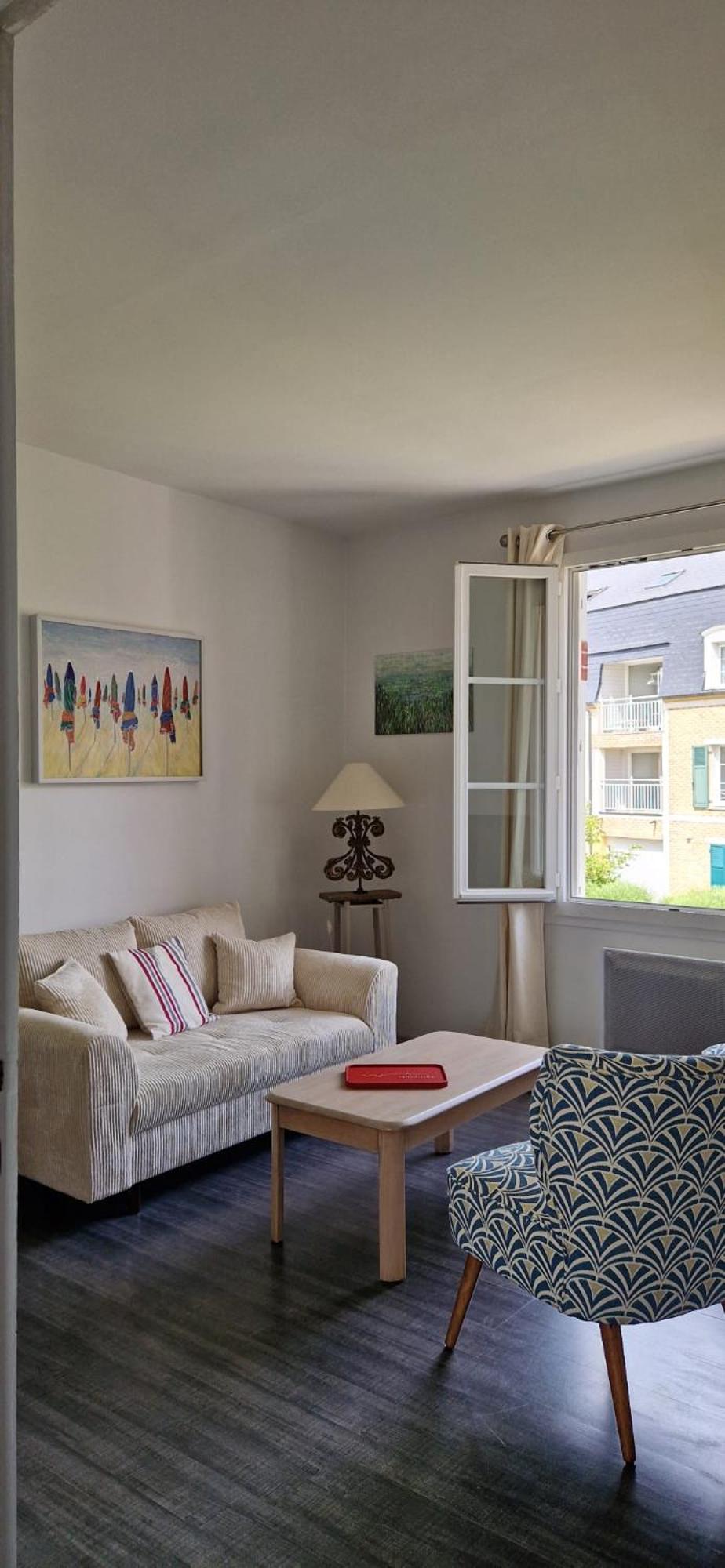 Bel Appartement, 2 Chambres, Parking, Proximite Plage Et Centre Ville ทรูวิลล์-ซูร์-แมร์ ภายนอก รูปภาพ